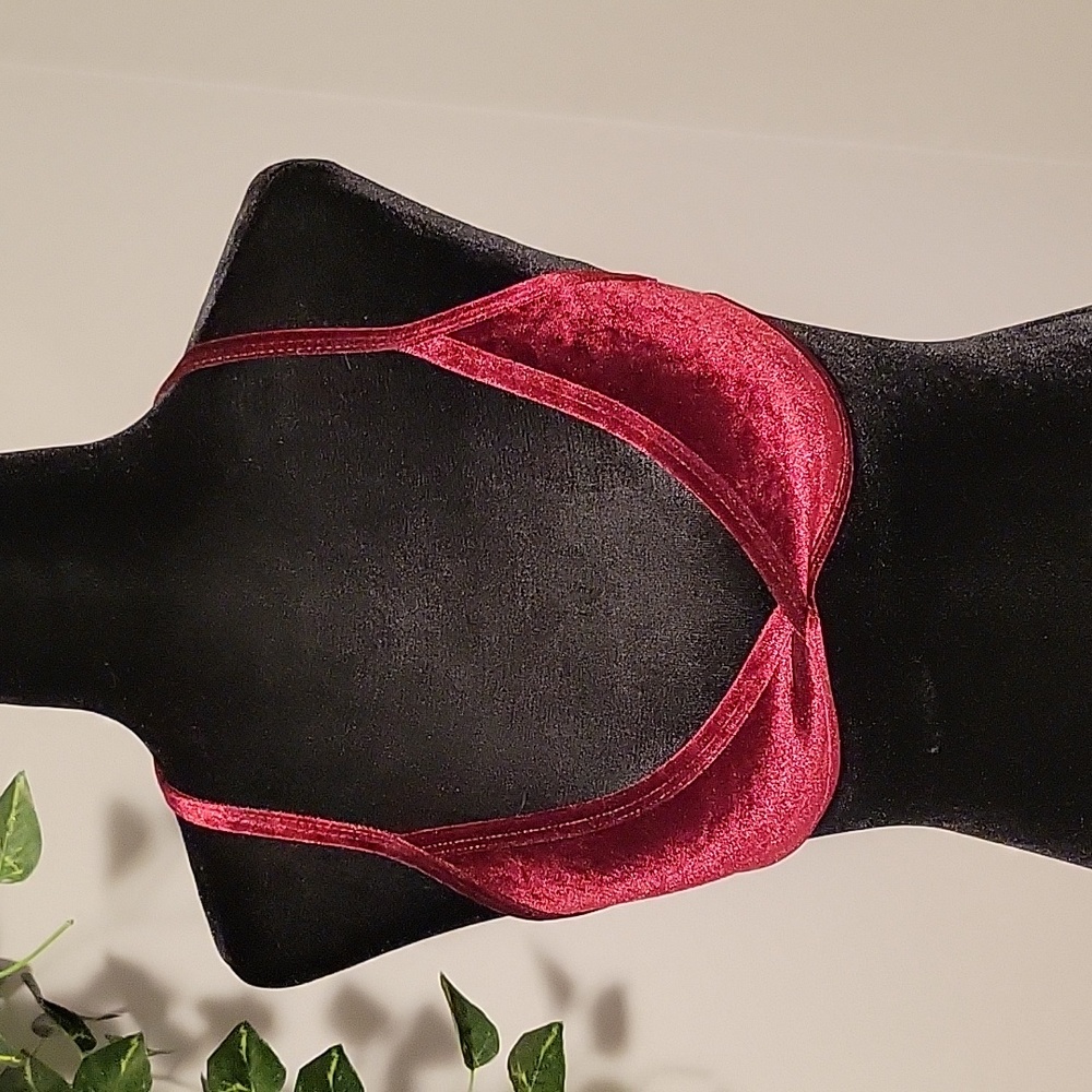 HOAKA Swimwear Velvet Neoprene Bikini too